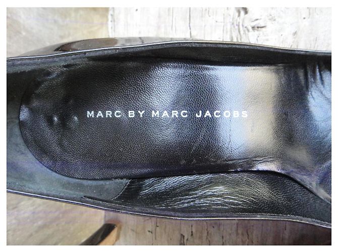 Marc by Marc Jacobs Décolleté in pelle verniciata nere - vista 7