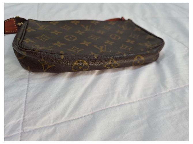 Bolso Louis Vuitton Zippy Compagnon Monogram - vista 4