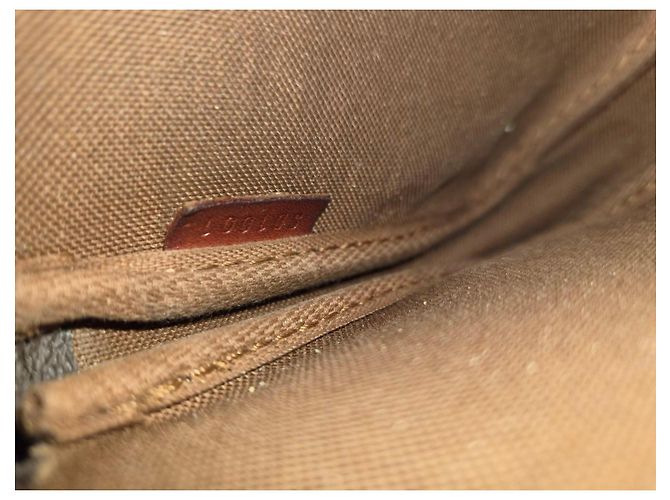 Bolso Louis Vuitton Zippy Compagnon Monogram - vista 8