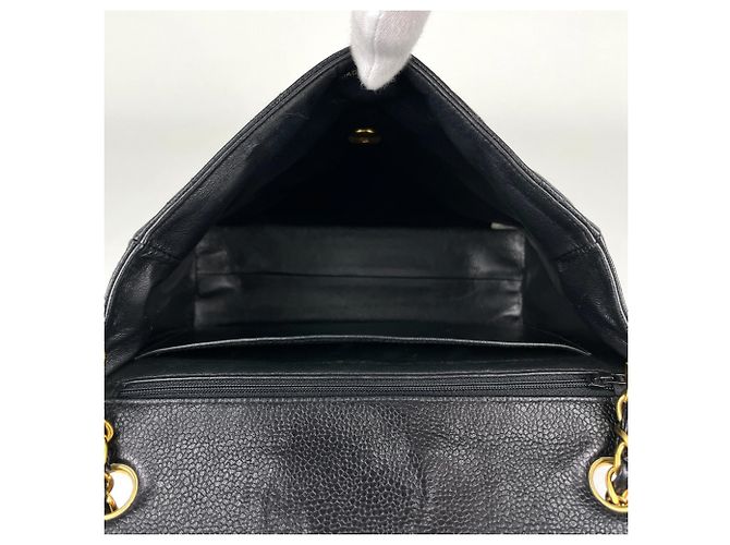 Borsa a tracolla Chanel Matelassé in nero - vista 10