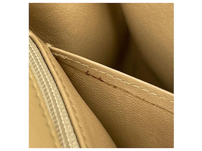 Borsa a tracolla Chanel in pelle Matelassé - vista 6