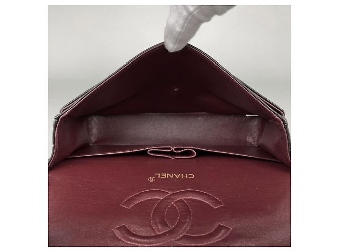 Bolsa de ombro Chanel Matelassé em couro preto - vista 11
