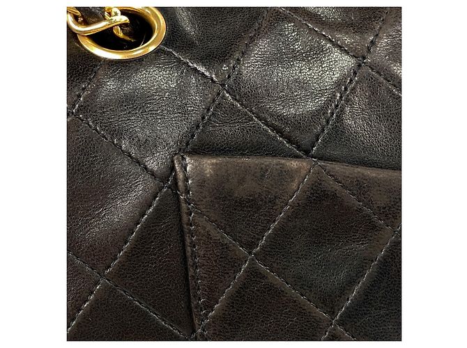 Bolsa de ombro Chanel Matelassé em couro preto - vista 4