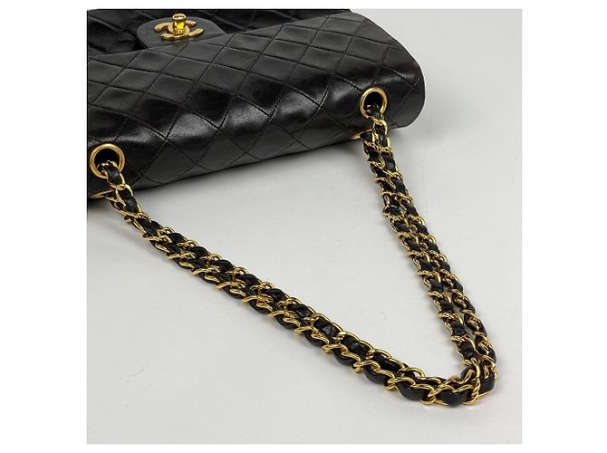 Bolsa de ombro Chanel Matelassé em couro preto - vista 7