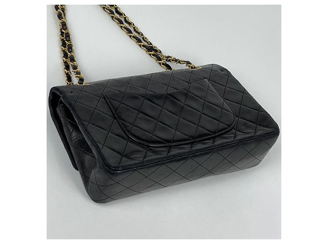 Borsa a tracolla Chanel Matelassé in pelle nera - vista 2