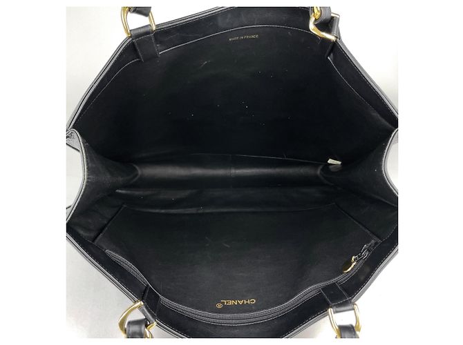 Chanel Shopper aus schwarzem Leder - Ansicht 11