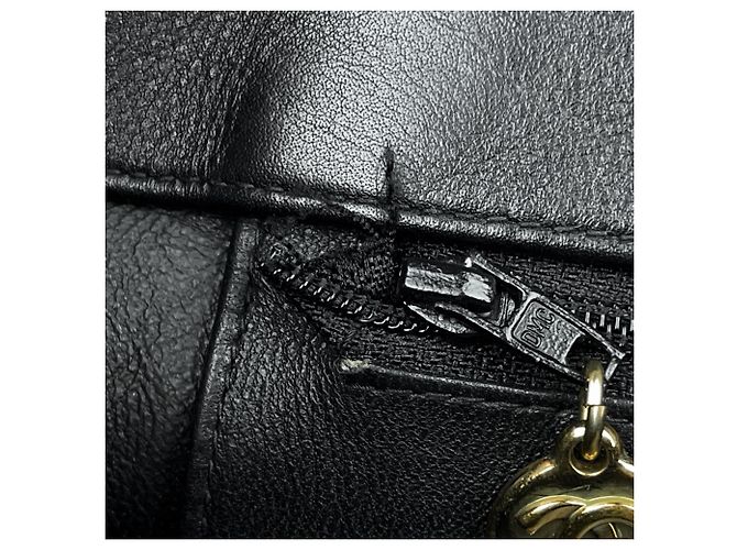 Chanel Shopper aus schwarzem Leder - Ansicht 7