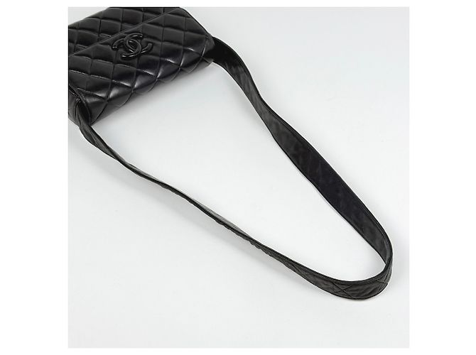 Borsa a tracolla Chanel in pelle Matelassé - vista 7