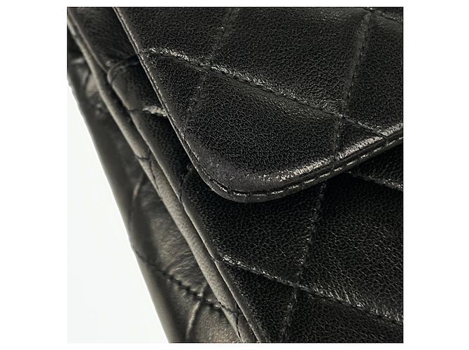 Borsa a tracolla Chanel Matelassé in pelle nera - vista 5