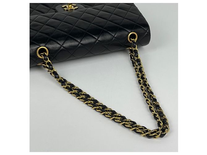 Borsa a tracolla Chanel Matelassé in pelle nera - vista 7