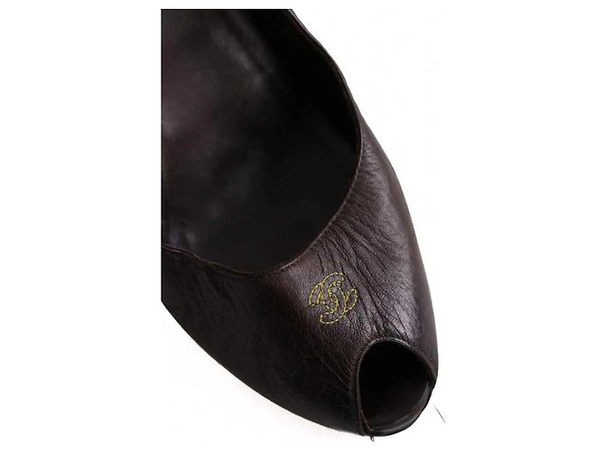 Chanel Brown Leather Heels Size 39 - view 5