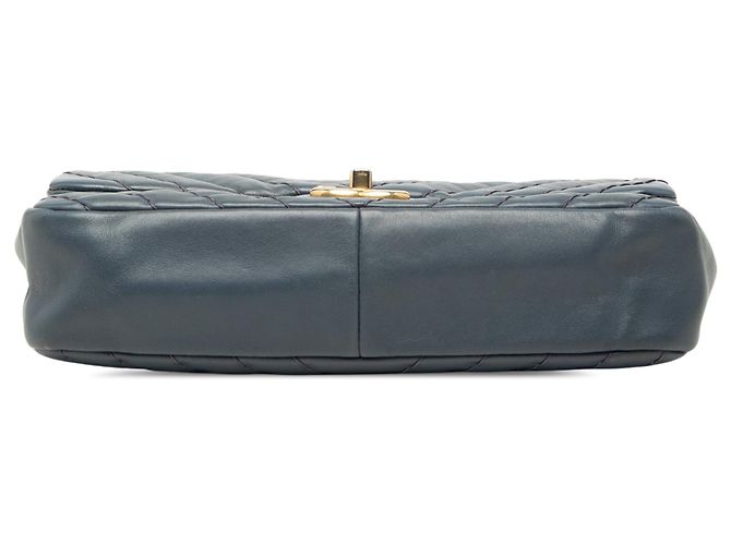 Bolsa de Ombro Chanel Medium Chevron em couro de bezerro com medalhão, Single Flap, Azul - vista 3