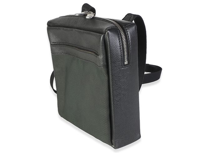 Borsa Messenger Louis Vuitton Epicea Black Taiga Canvas Sayan - vista 3