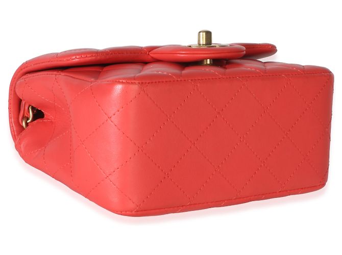 Bolsa Mini Square Flap Chanel em pele de cordeiro acolchoada rosa escuro - vista 7