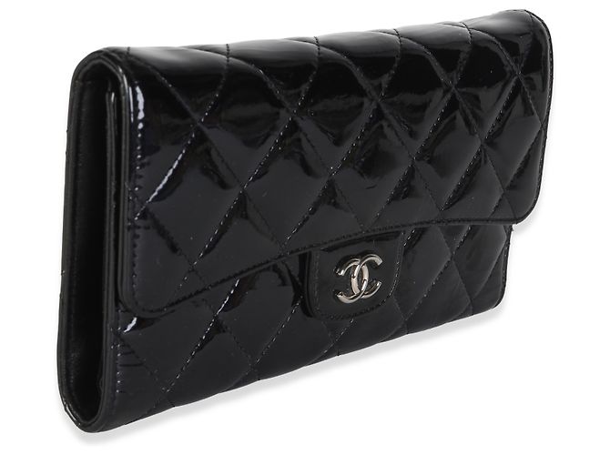 Cartera Long Flap Chanel de charol acolchado negro CC - vista 4