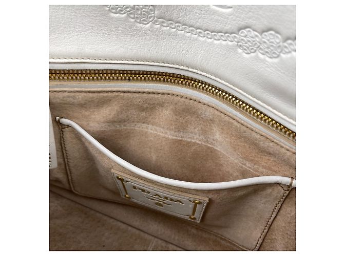 Borsa a mano Prada in pelle bianca - vista 8