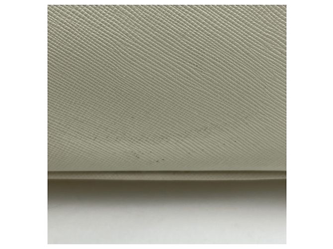 Sac à main Prada en cuir Saffiano couleur Ivory - vue 4