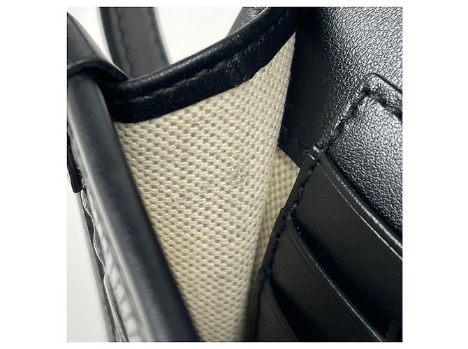 Borsa a tracolla mini in pelle goffrata GG di Gucci - vista 7