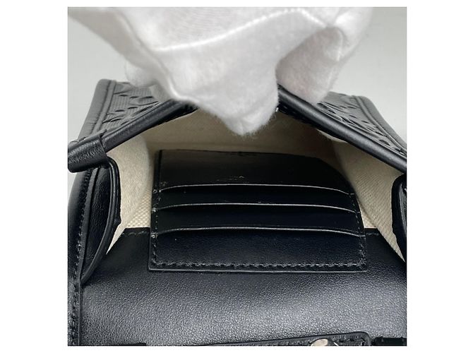 Borsa a tracolla mini in pelle goffrata GG di Gucci - vista 8
