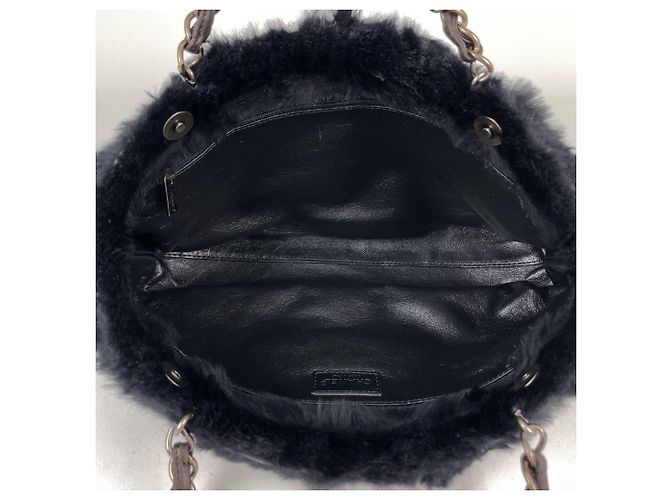 Borsa a tracolla in pelliccia Chanel Coco Mark - vista 11