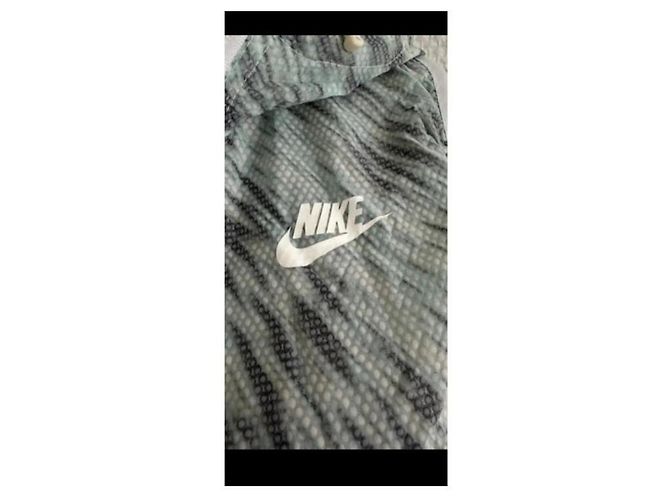 Nike Chaleco con Capucha de Nailon Estampado - Verde y Gris - vista 5