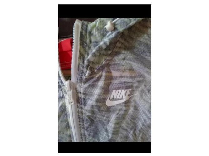 Nike Chaleco con Capucha de Nailon Estampado - Verde y Gris - vista 8