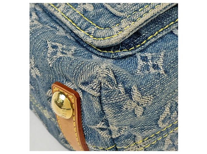 Borsa a tracolla Louis Vuitton Baggy PM - vista 3