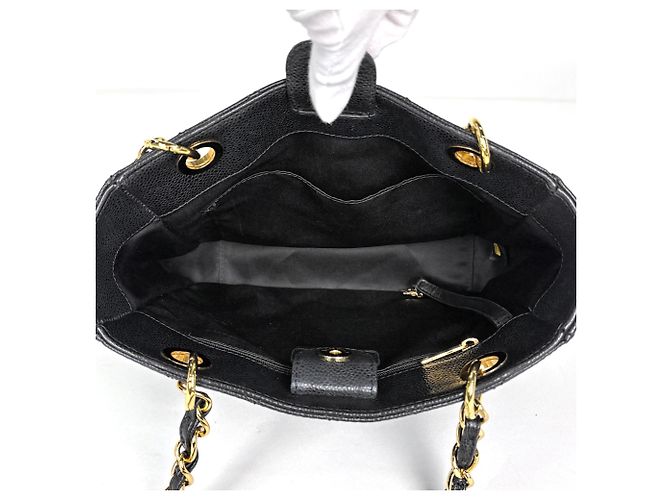 Chanel Tote Bag aus schwarzem genarbtem Kalbsleder - Ansicht 8