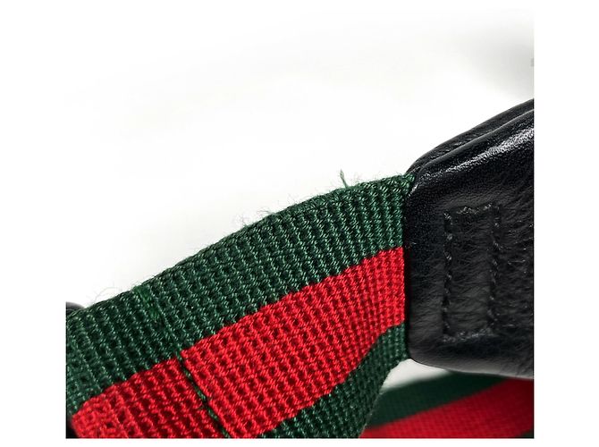 Bolsa Boston Gucci em couro preto - vista 4