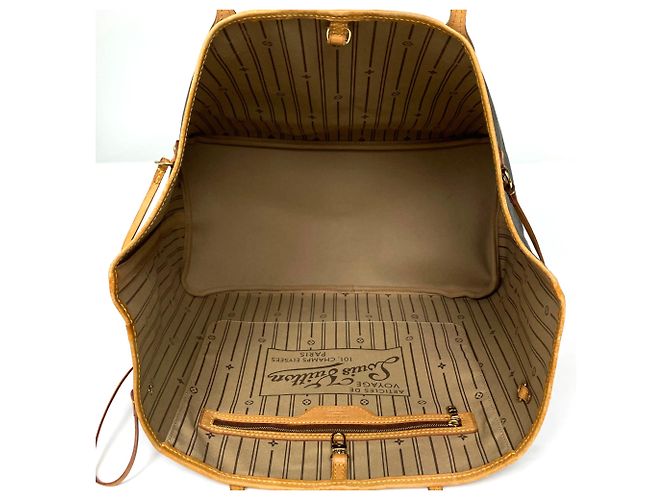 Louis Vuitton Neverfull GM Tote Bag - view 8