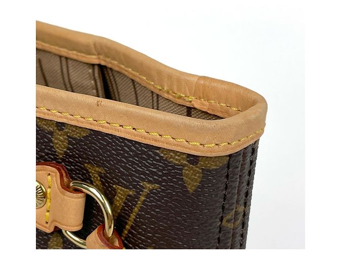 Saco Tote Louis Vuitton Neverfull PM - vista 4