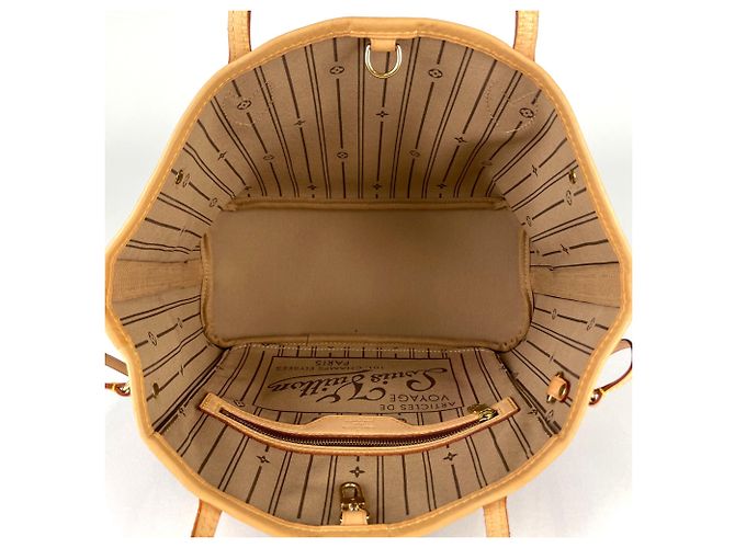 Saco Tote Louis Vuitton Neverfull PM - vista 6