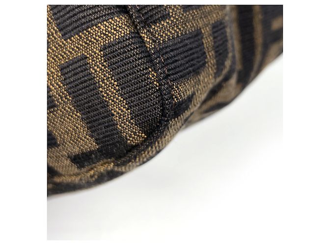 Borsa a tracolla Fendi Zucca Pattern Mamma Baguette - vista 3