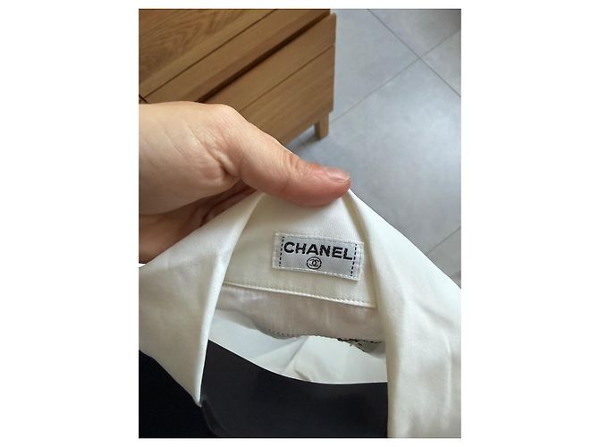 Chanel Camicia Bianca C Collection Bottoni Dorati CC - vista 5
