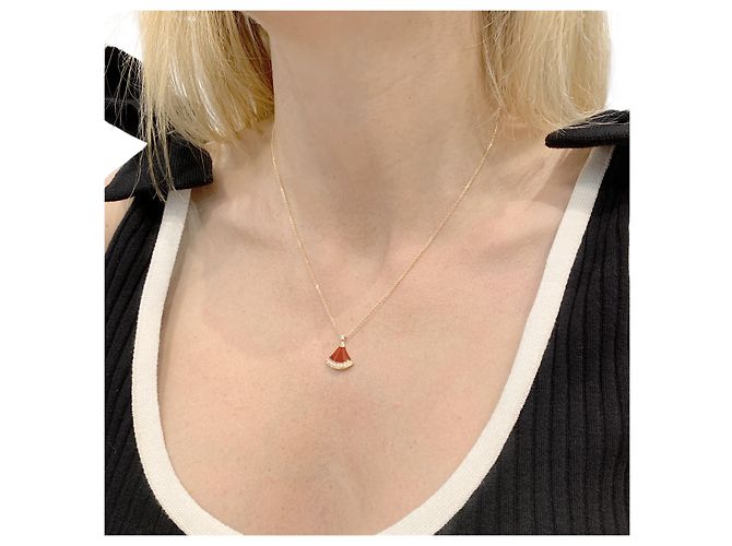 Collana Bulgari, "Divas' Dream", oro rosa, cornalina e diamanti. - vista 5