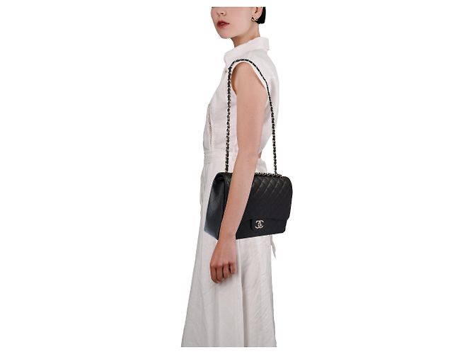Bolso CHANEL Timeless/Classique en Cuero Negro - 104036 - vista 13
