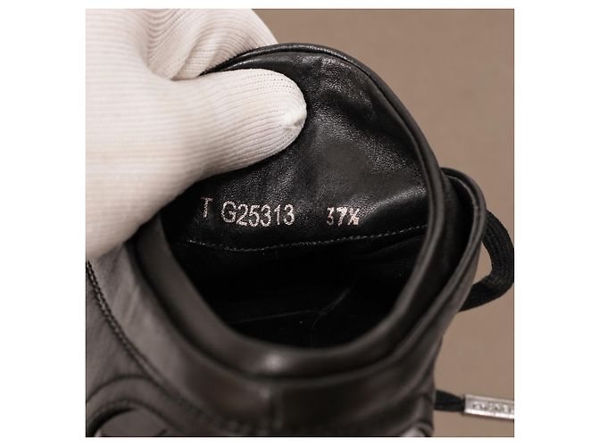 Chanel Sneakers in pelle nera e vernice - vista 17