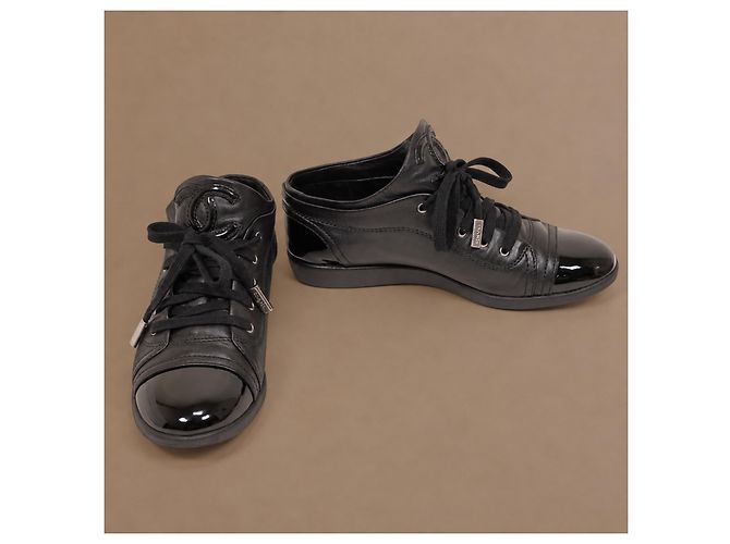 Chanel Sneakers in pelle nera e vernice - vista 4