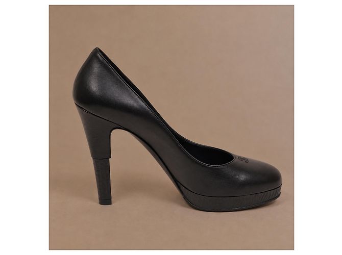 Chanel Escarpins Plateforme Cuir Noir - vue 10