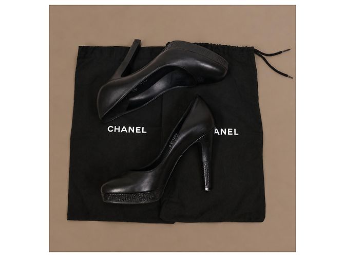 Chanel Escarpins Plateforme Cuir Noir - vue 19