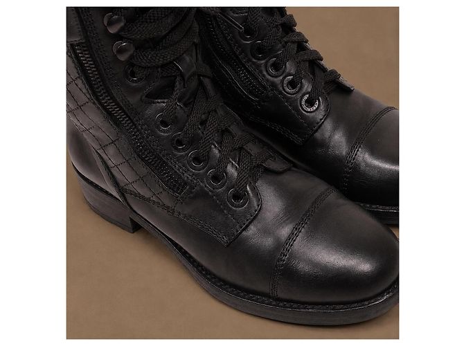 Chanel Stivaletti combat pelle matelassé nera - vista 10