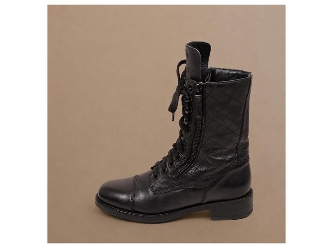 Chanel Stivaletti combat pelle matelassé nera - vista 19