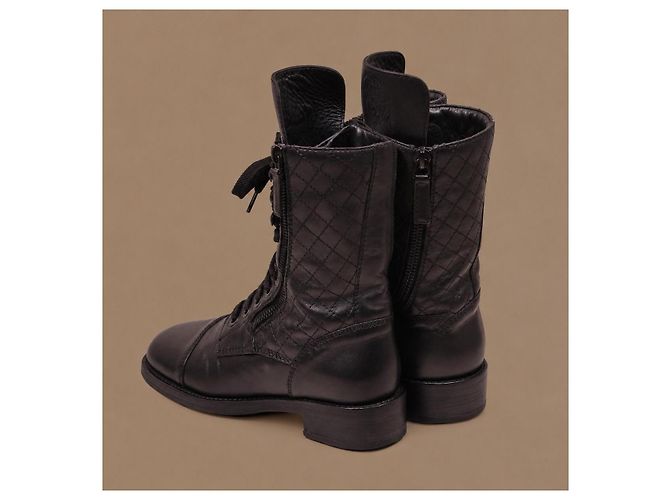 Chanel Stivaletti combat pelle matelassé nera - vista 5