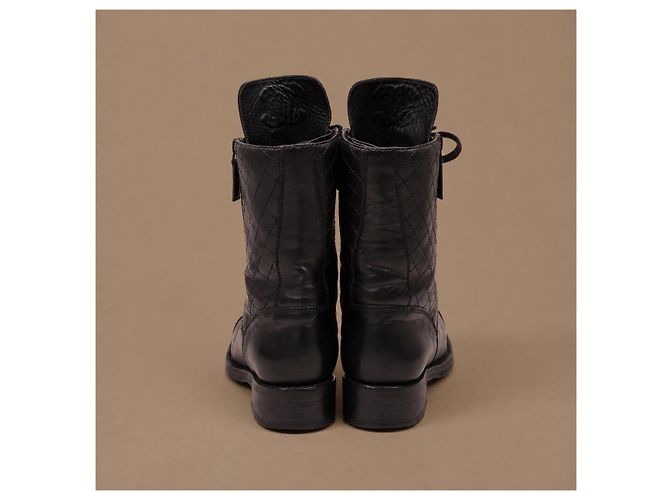 Chanel Stivaletti combat pelle matelassé nera - vista 6