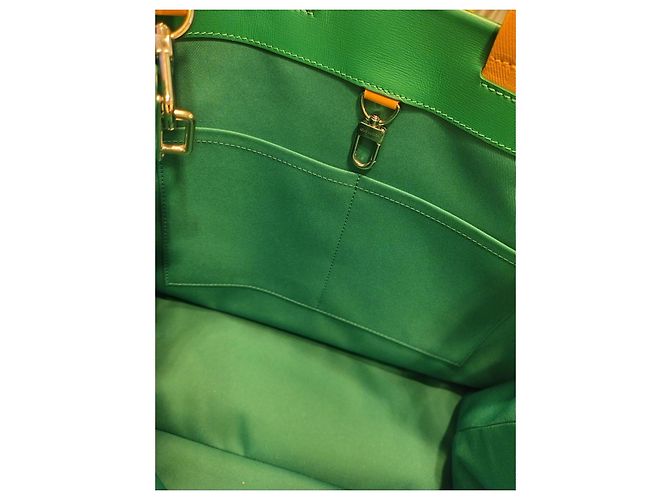 Louis Vuitton Borsa Shopping Package Shopper MM Verde Pelle - vista 11