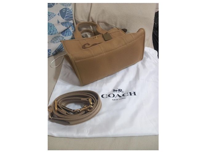 Borsa Coach Cargo Tote 26 in tela color cammello - vista 10