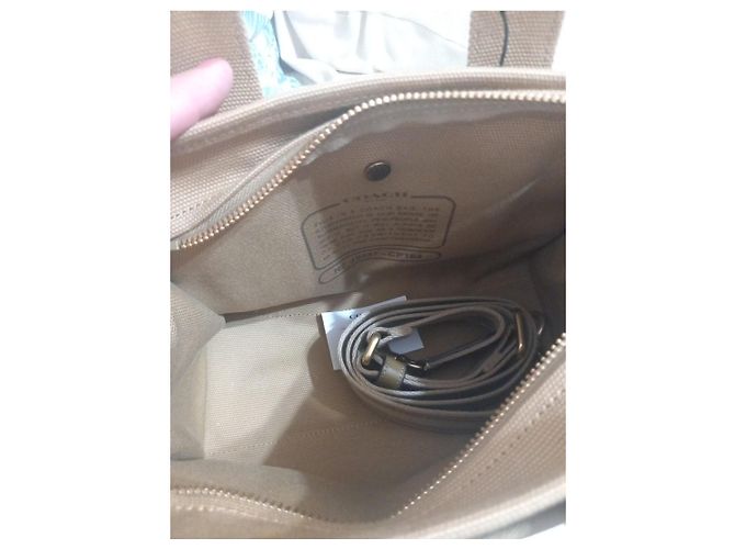Borsa Coach Cargo Tote 26 in tela color cammello - vista 5