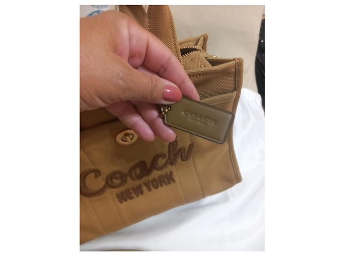 Borsa Coach Cargo Tote 26 in tela color cammello - vista 8