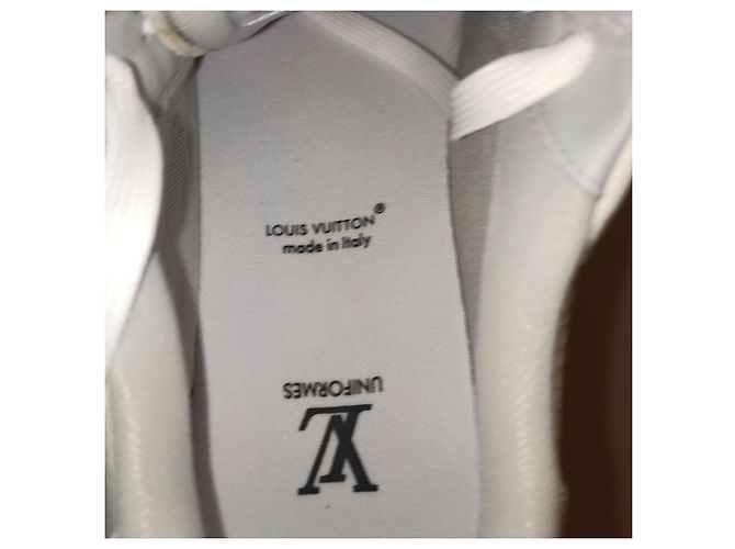 Louis Vuitton LV Trainer Sneaker Uniform in Pelle Bianca - vista 7