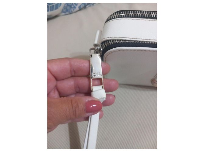 Marc Jacobs Borsa a tracolla The Snapshot in pelle bianca - vista 4